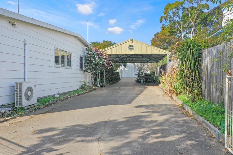 21 Mceacharn Street, East Bairnsdale