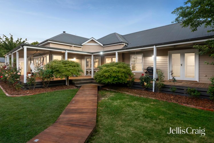21 McKillop Road Mount Evelyn 3796