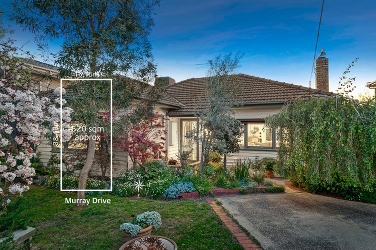21 Murray Drive Burwood 3125