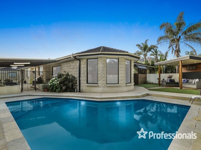 21 Palm Court Croydon South 3136