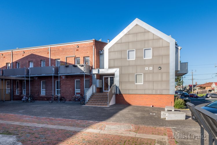 2/1 Pottery Court Brunswick 3056