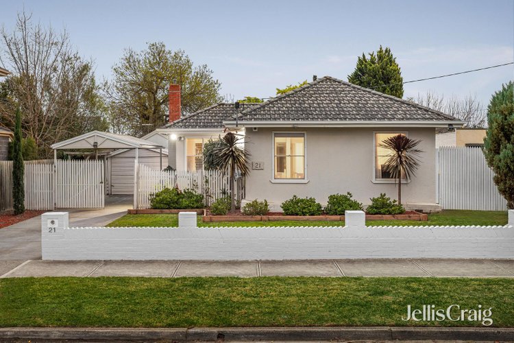 21 Skeffington Street Bellfield 3081