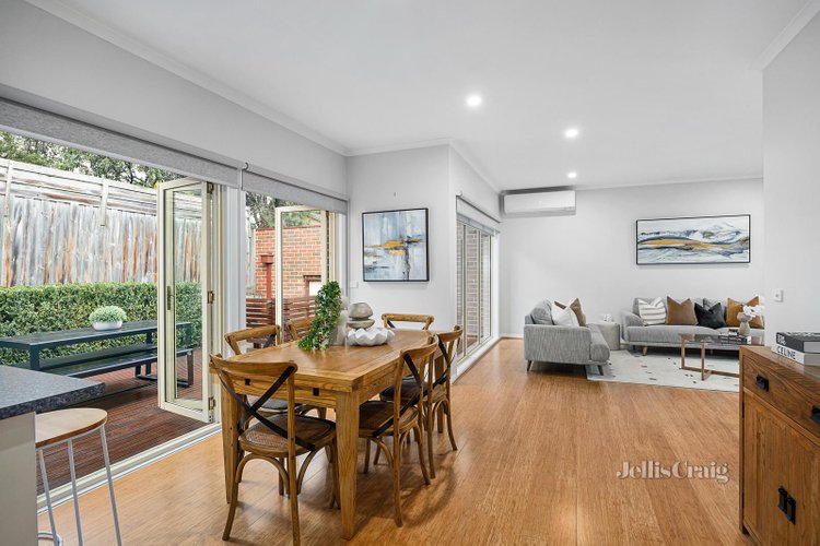 2 1 Tasman Avenue Nunawading 3131