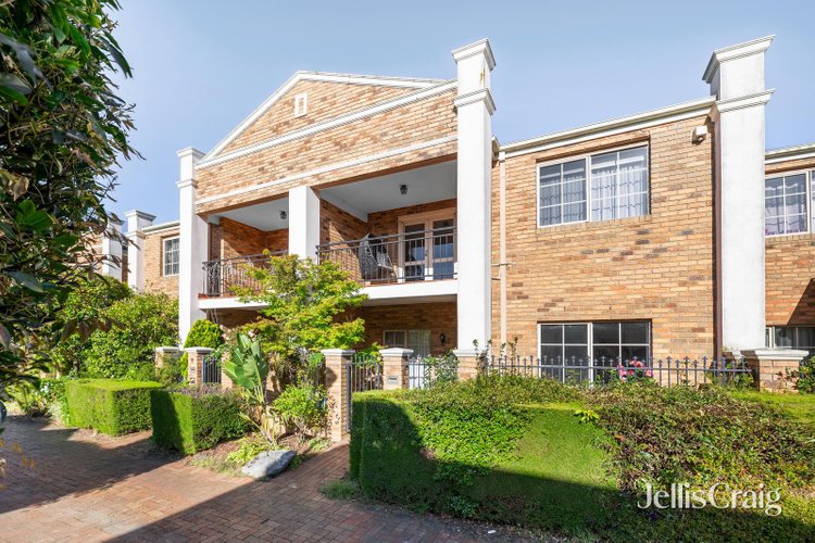 21 The Rise Glen Waverley 3150