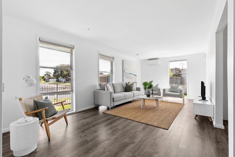 21 Titan Street  Whittington 3219