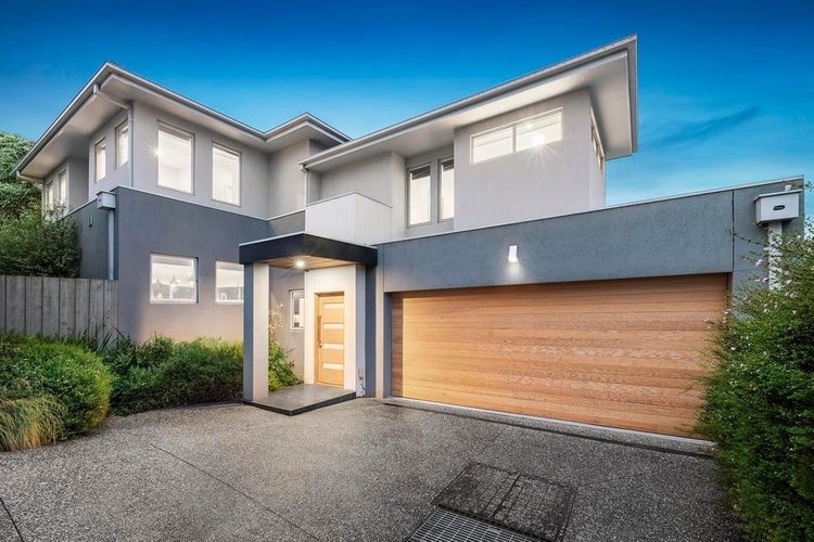 2/1 Vicki Court Doncaster East 3109