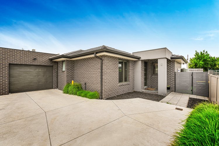 2 1 Victor Avenue Dandenong North 3175