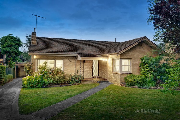 21 Winbourne Road Mount Waverley 3149