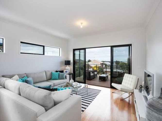 2/10 Casino Court, Torquay