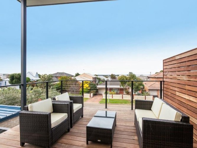 2/10 Casino Court, Torquay