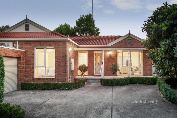 2 10 Cecil Street Eltham 3095