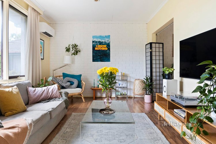 2 10 Central Avenue Ivanhoe 3079