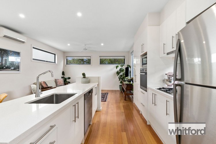 2/10 Chadwick Street, Newtown