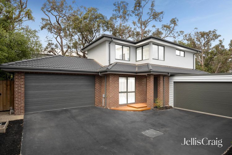 2 10 Fernbank Court Kilsyth 3137