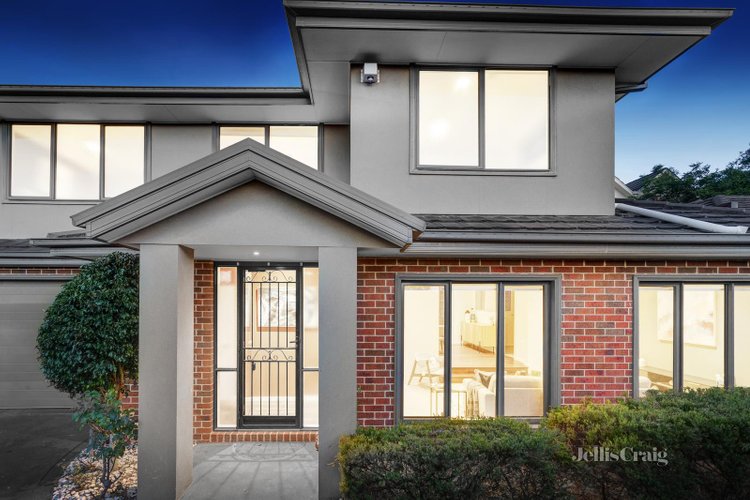 2 10 Roger Street Doncaster East 3109