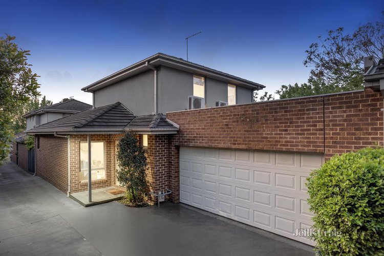 2 10 Valonia Avenue Surrey Hills 3127