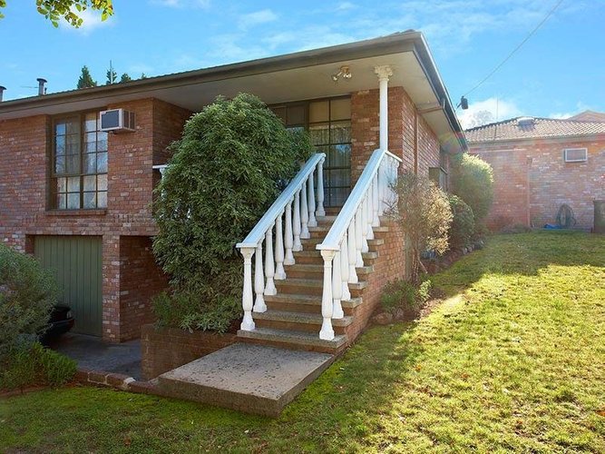 2 10 William Street Ringwood 3134