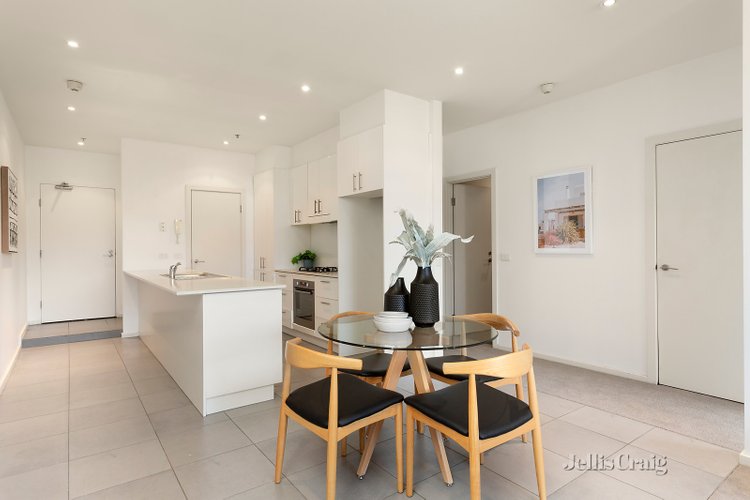 2/100 Union Road Ascot Vale 3032