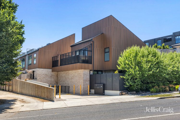 2/1007 Heidelberg Road Ivanhoe 3079