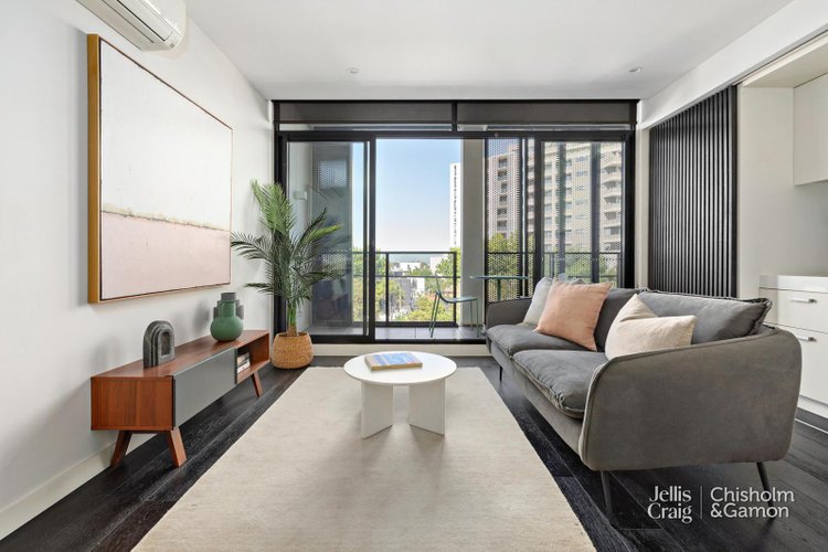 210 17 Gordon Street Elsternwick 3185