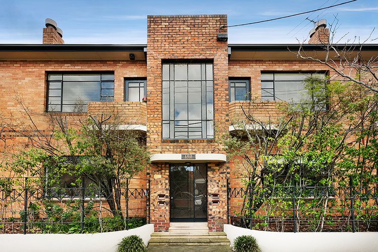 2 102 Milton Street Elwood 3184