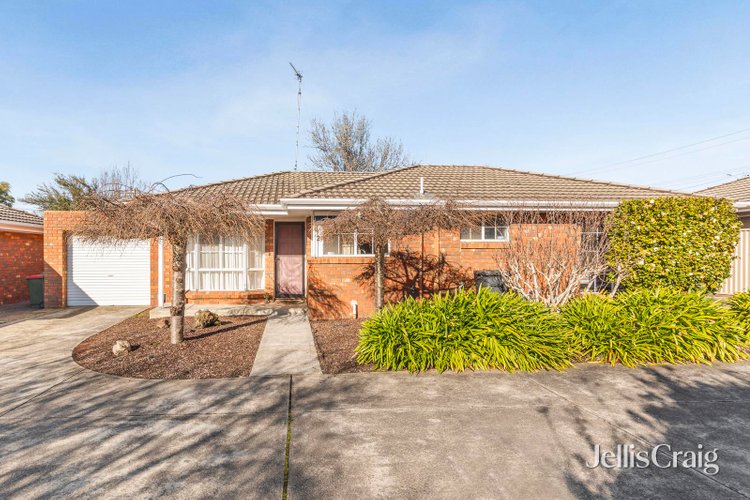 2 1030 Howitt Street Wendouree 3355