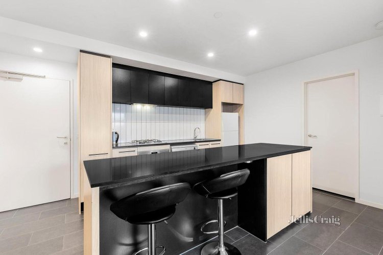 210 48 Oleander Drive Mill Park 3082