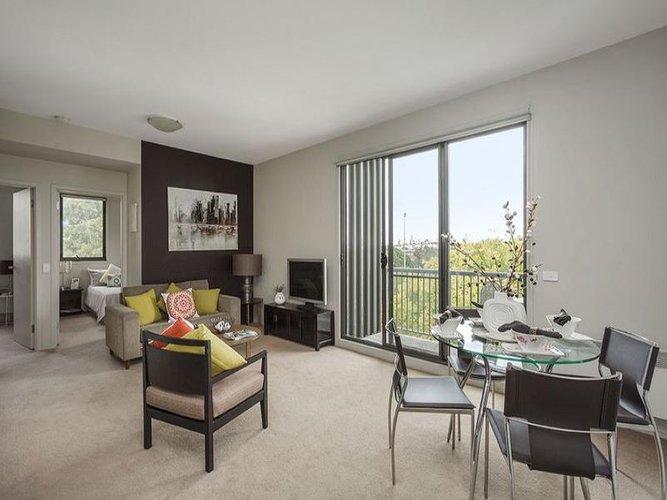 210 86 Altona Street Kensington 3031