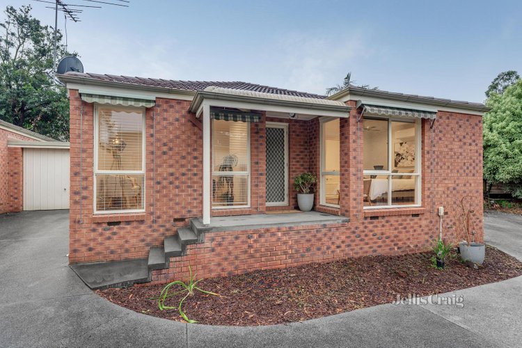 2 10A Reynolds Avenue Ringwood 3134