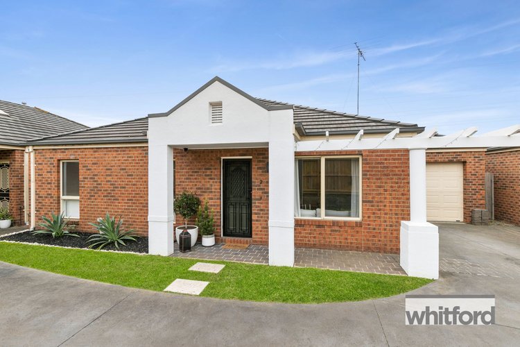 2/11 Cedarville Close, Highton