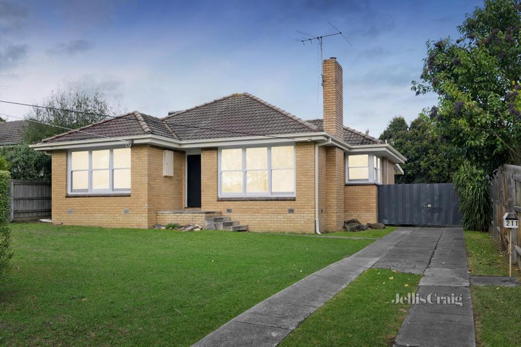 211 Nell Street Greensborough 3088
