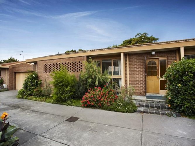 2 11 Robinson Road Hawthorn 3122
