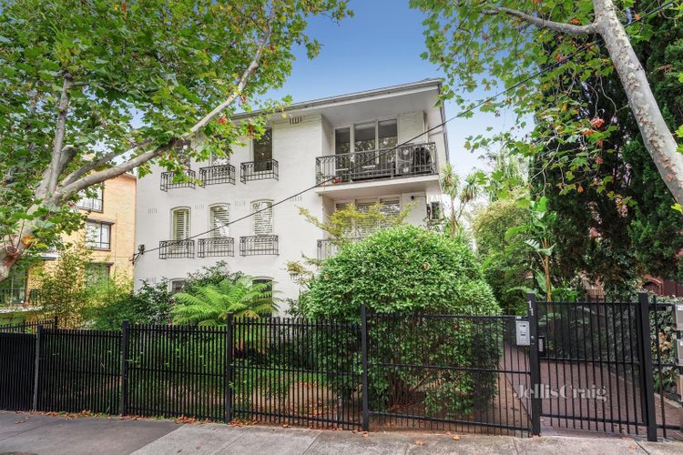 2/11 Rockley Road South Yarra 3141