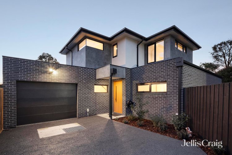 2 11 Skeffington Street Bellfield 3081