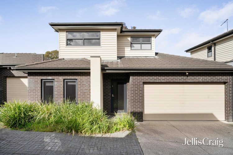 2 110-112 Nell Street Greensborough 3088