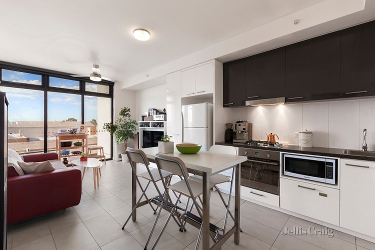 211/14-20 Nicholson Street Coburg 3058