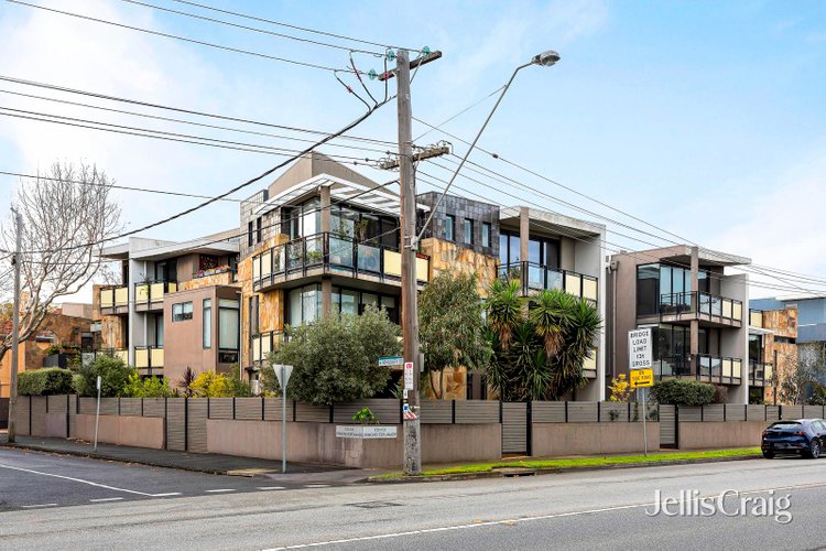 21 129-133 Ormond Esplanade Elwood 3184