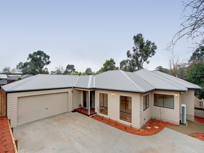 2 115 Mount View Parade Croydon 3136
