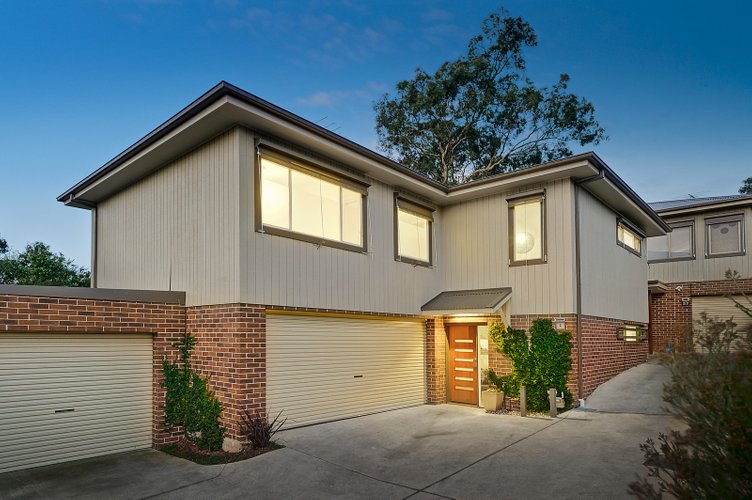 2/1152 Main Road Eltham 3095