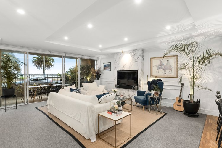 21 156 Beaconsfield Parade Albert Park 3206