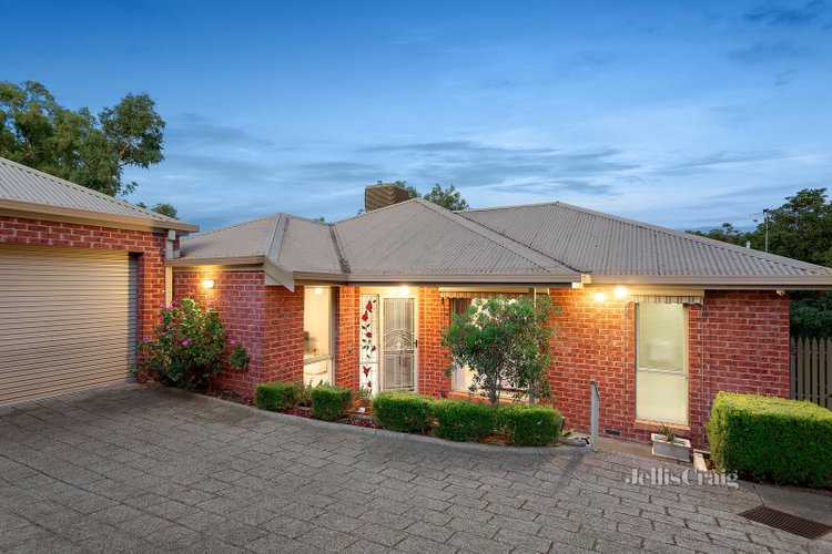 2 116 Bible Street Eltham 3095
