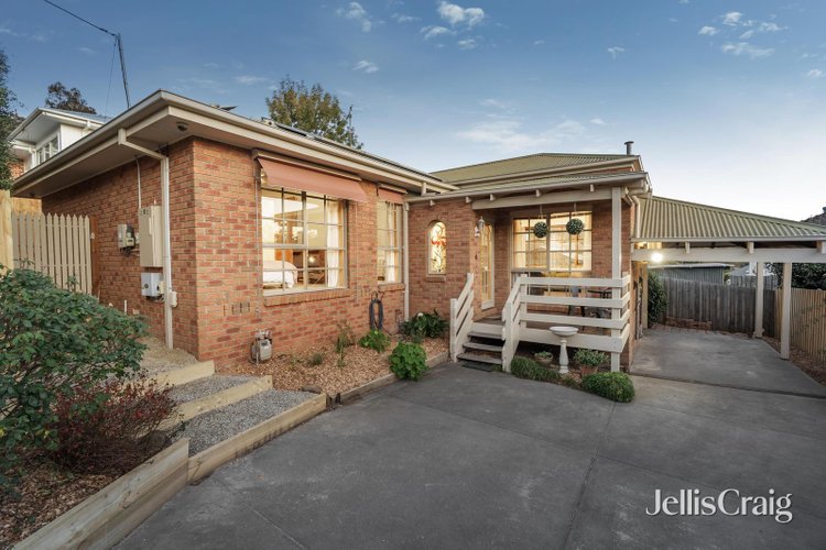 2 116 Bridge Street Eltham 3095