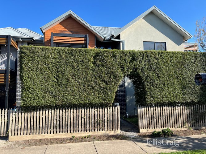 2/119 Blackshaws Road Newport 3015