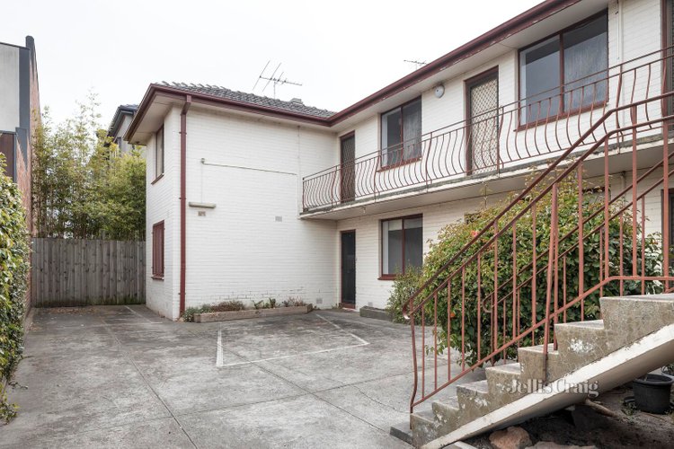 2 12 Barningham Street Brunswick 3056