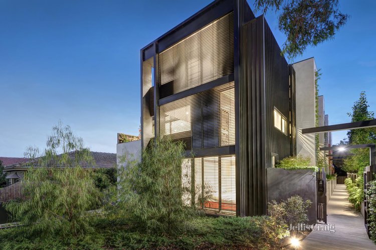 2 12 Brook Street Hawthorn 3122