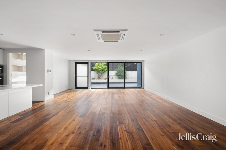 2 12 Cohuna Street Brunswick West 3055