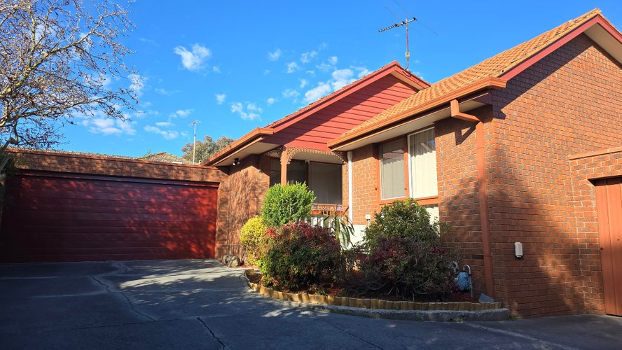 2/12 Cooloongatta Road Camberwell 3124