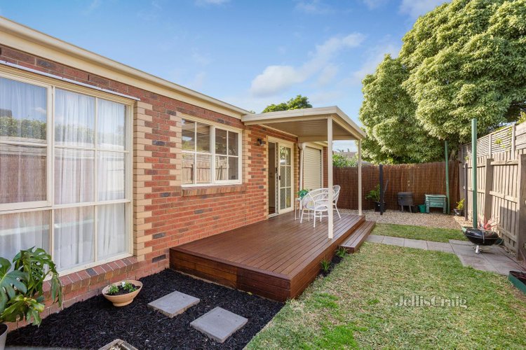 2 12 Halliday Street Mount Waverley 3149