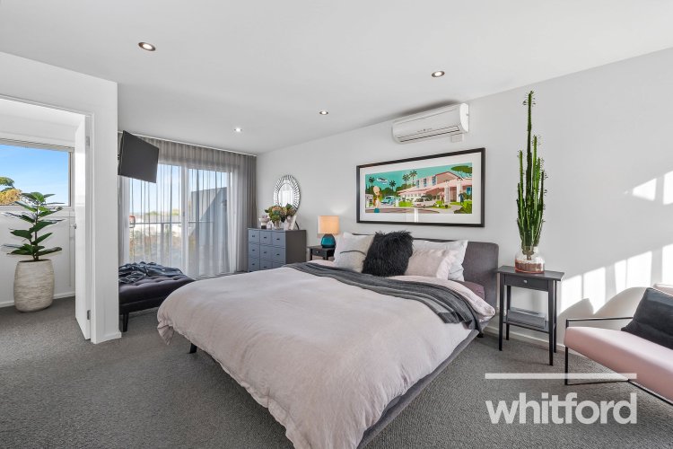 2/12 Herne Street, Manifold&nbsp;Heights