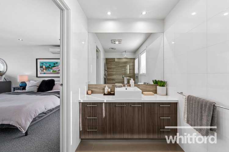 2/12 Herne Street, Manifold&nbsp;Heights